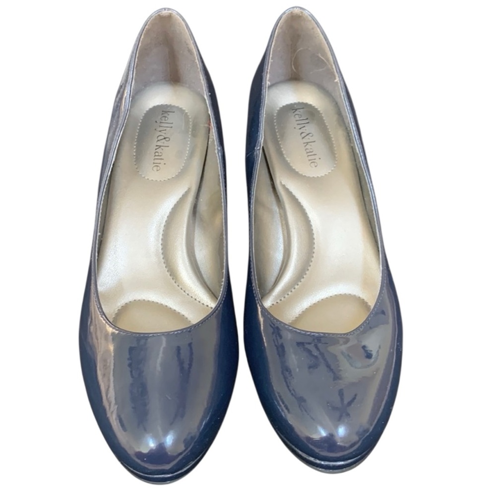 ✨ Kelly & Katie Navy Patent Heels – Size 9.5 – 3” Heel ✨